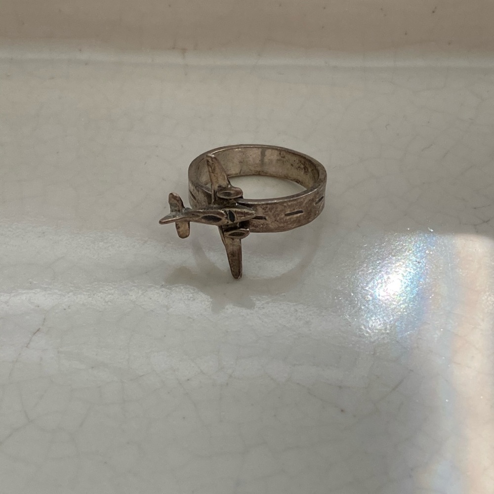 925 Sterling Silver airplane ring.